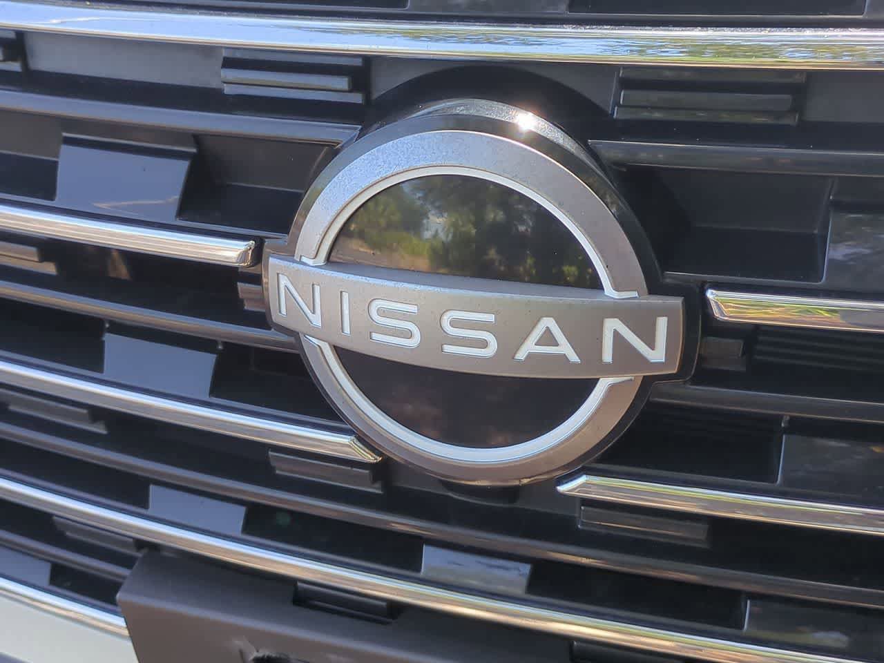 Used 2024 Nissan Rogue S FWD image 12