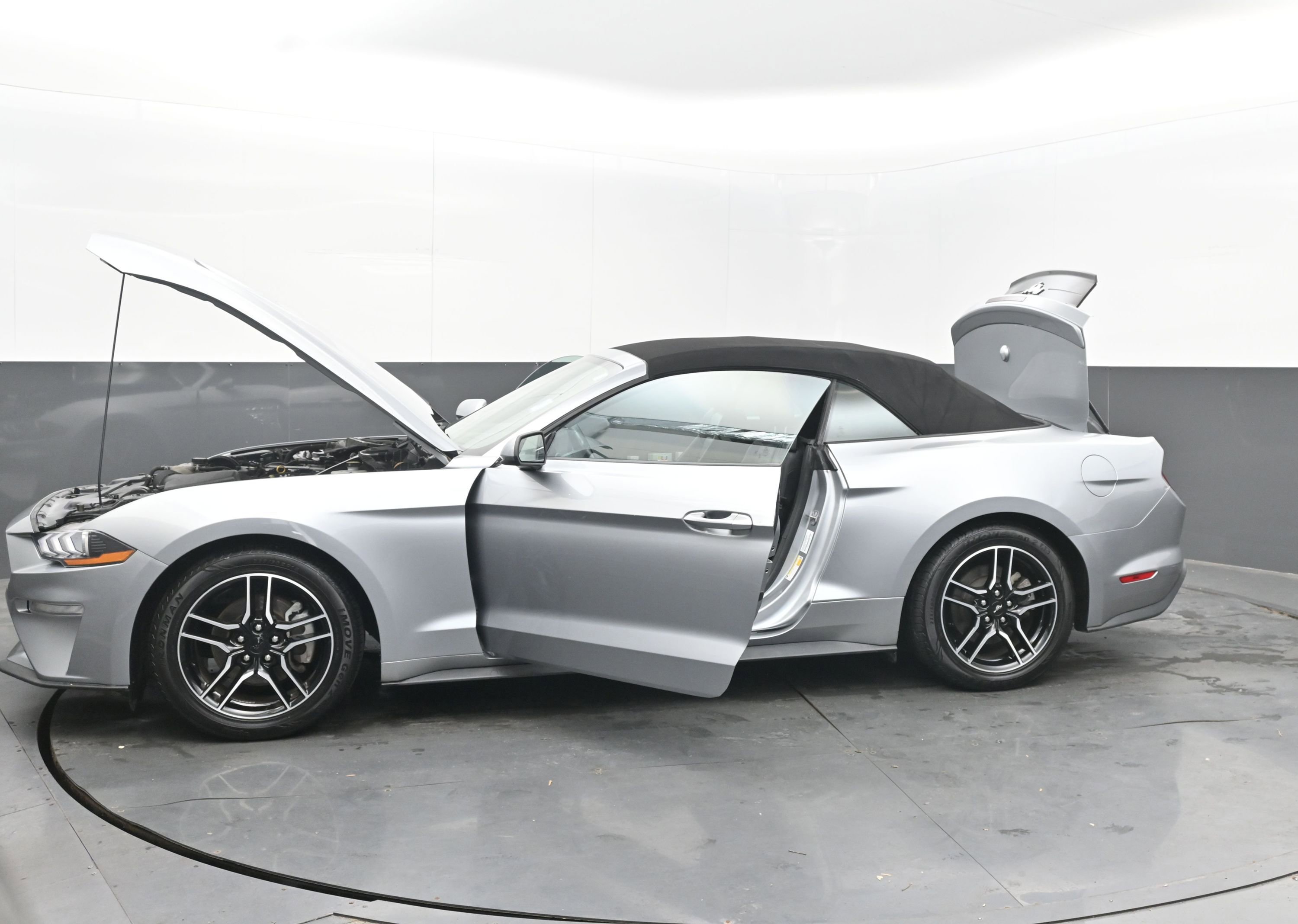 Used 2023 Ford Mustang Premium image 37
