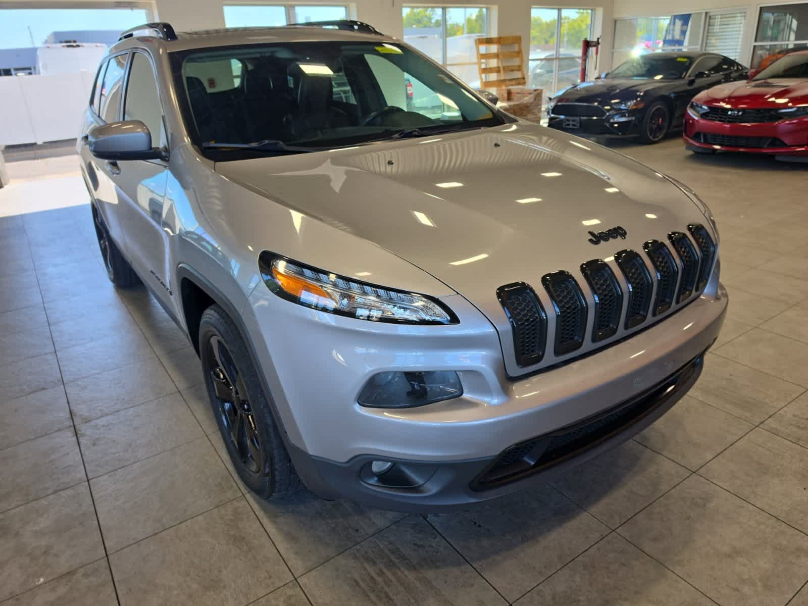 Used 2016 Jeep Cherokee High Altitude AWD/4WD image 3