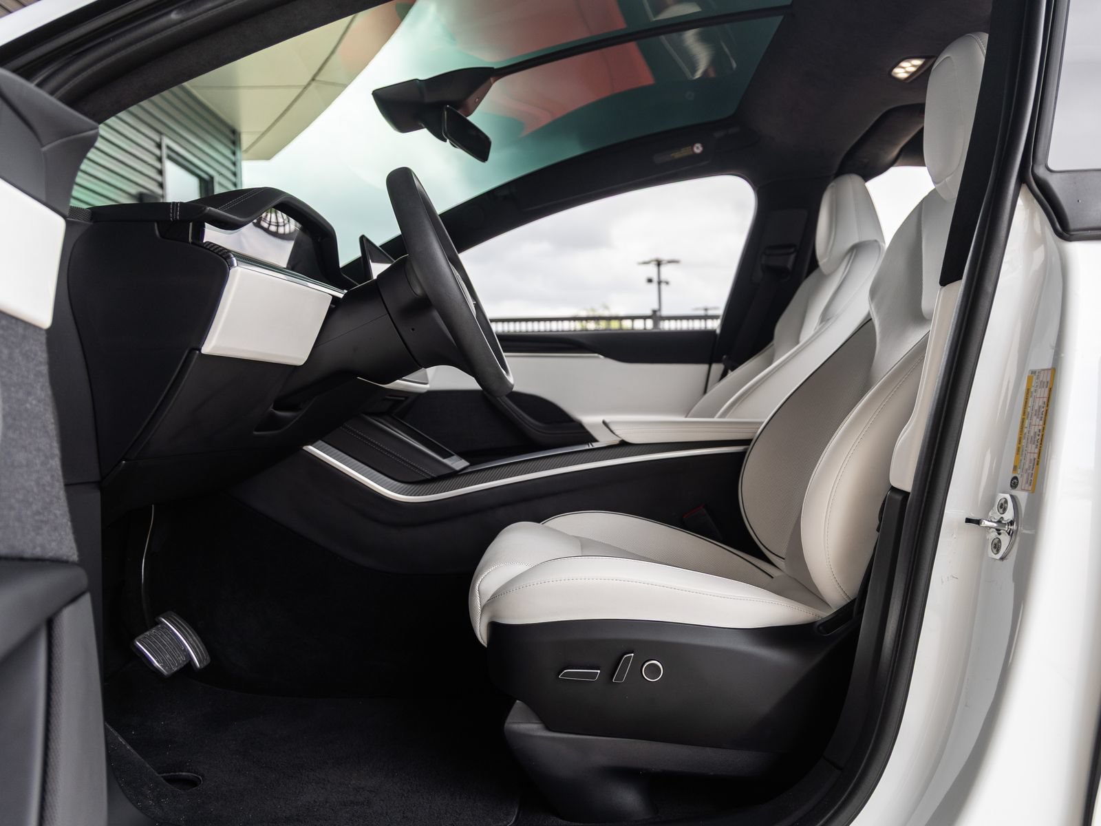Used 2023 Tesla Model X Plaid AWD/4WD image 20