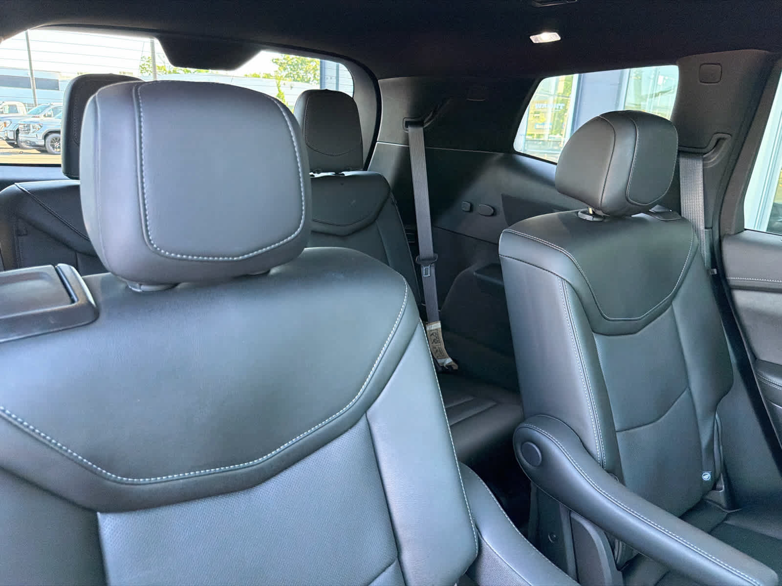 Used 2024 Cadillac XT6 Sport w/ LPO, ONYX Package AWD/4WD image 34