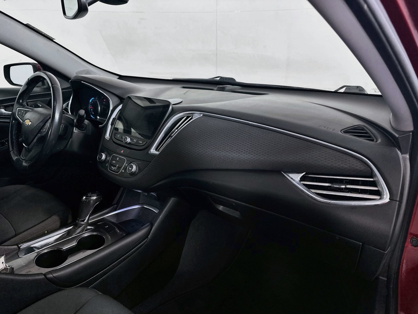 Used 2018 Chevrolet Malibu LT FWD image 26