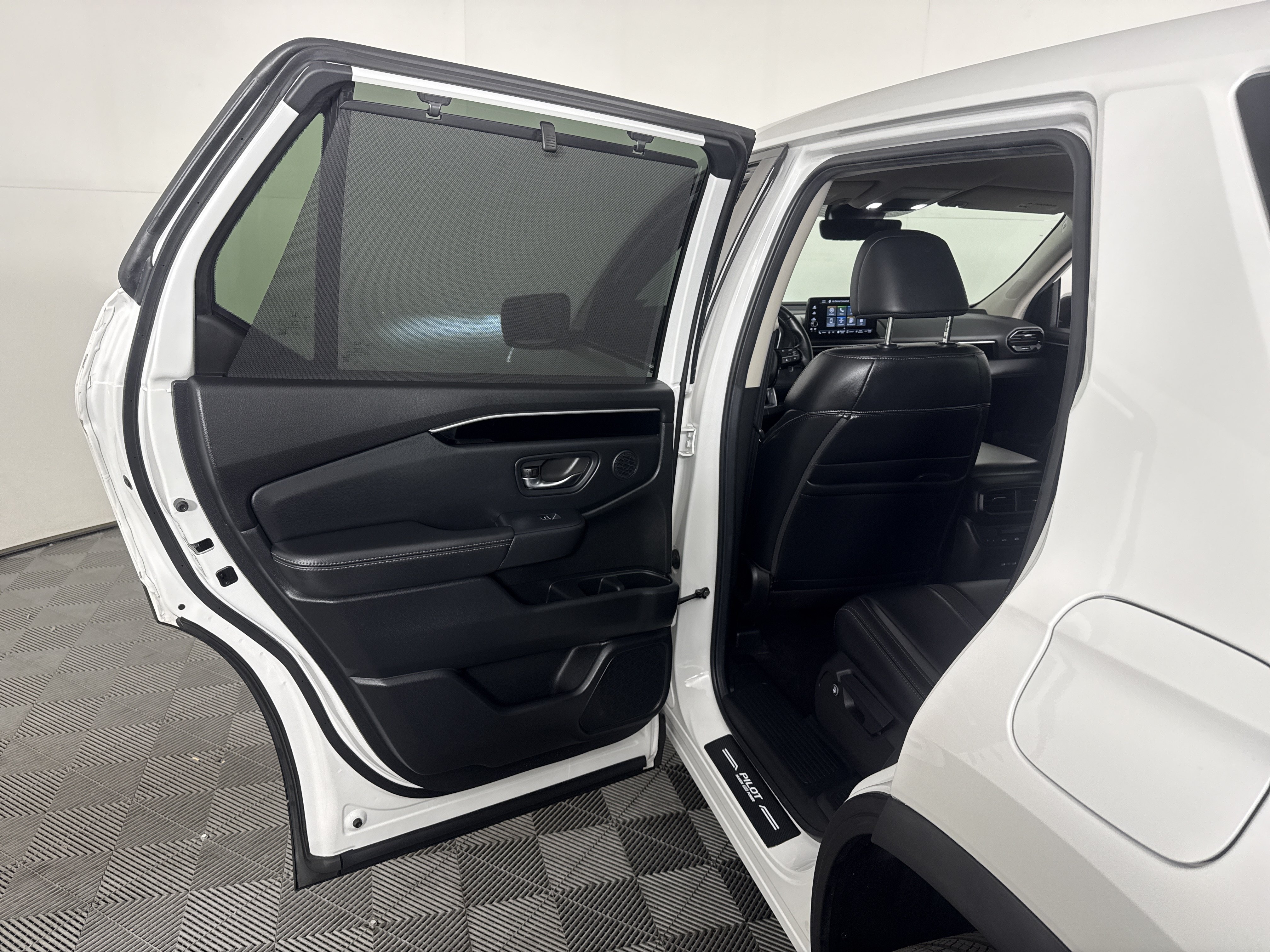 Certified 2024 Honda Pilot EX-L image 19