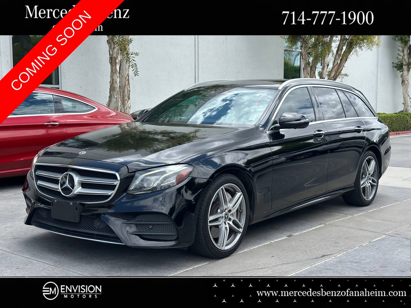 Used 2019 Mercedes-Benz E 450 4MATIC Wagon w/ Premium Package image 1