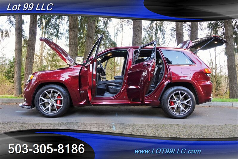 Used 2017 Jeep Grand Cherokee SRT AWD/4WD image 28