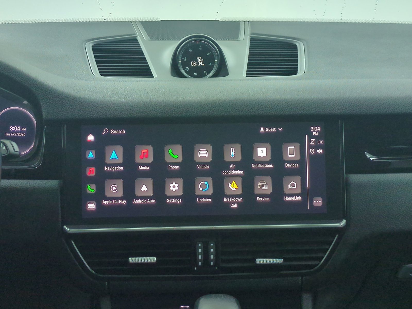 Certified 2022 Porsche Cayenne Platinum Edition AWD/4WD image 15