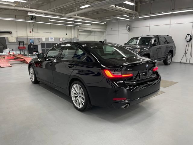 Used 2023 BMW 330i xDrive Sedan w/ Driving Assistance Package AWD/4WD image 2