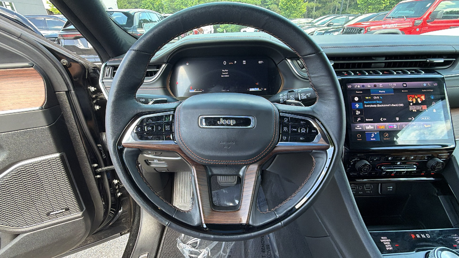 Used 2024 Jeep Grand Cherokee Summit AWD/4WD image 27