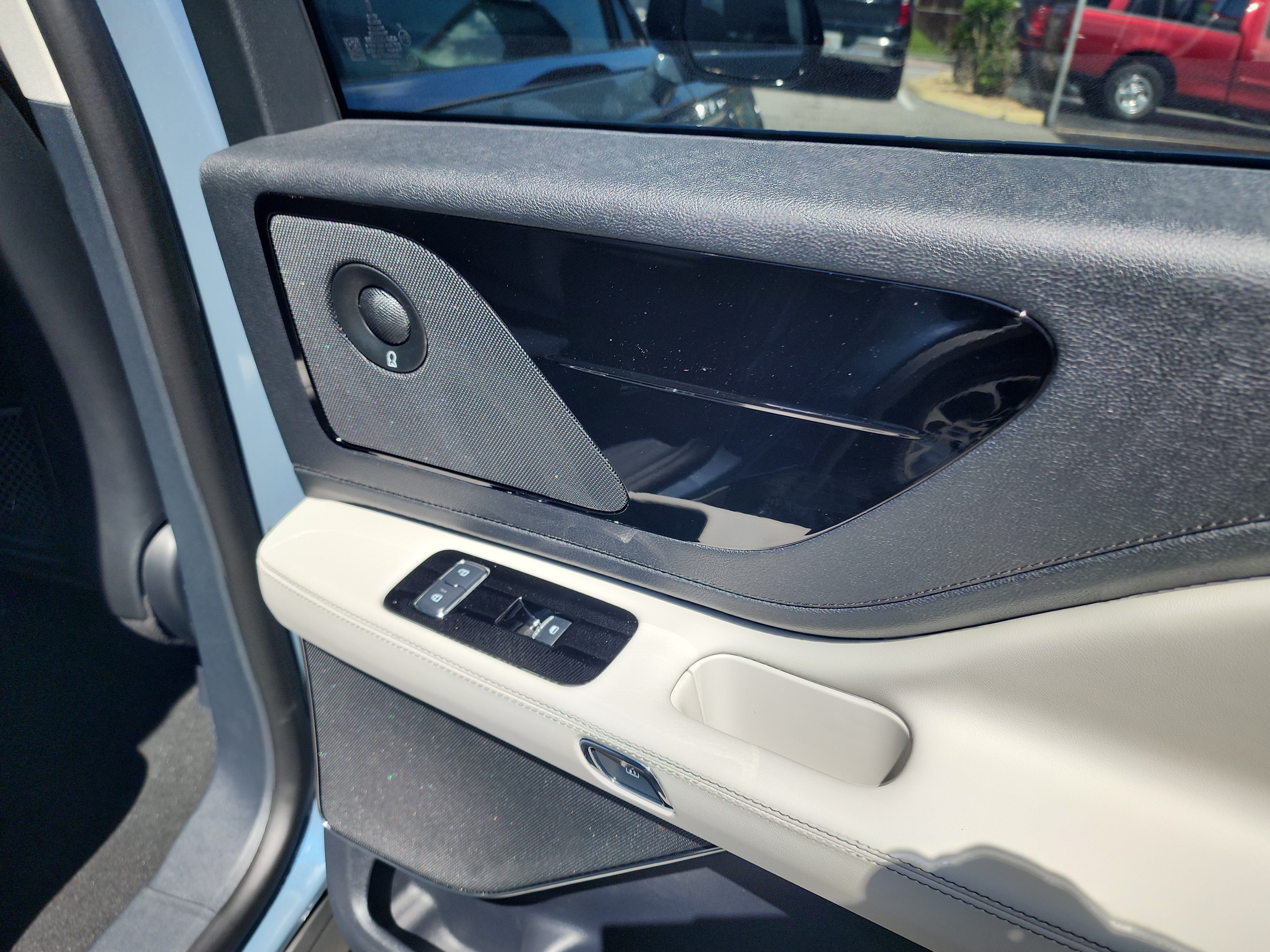 New 2026 Lincoln Aviator Reserve RWD image 21