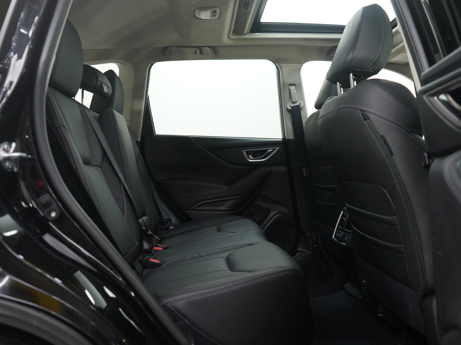 Used 2024 Subaru Forester Touring image 12