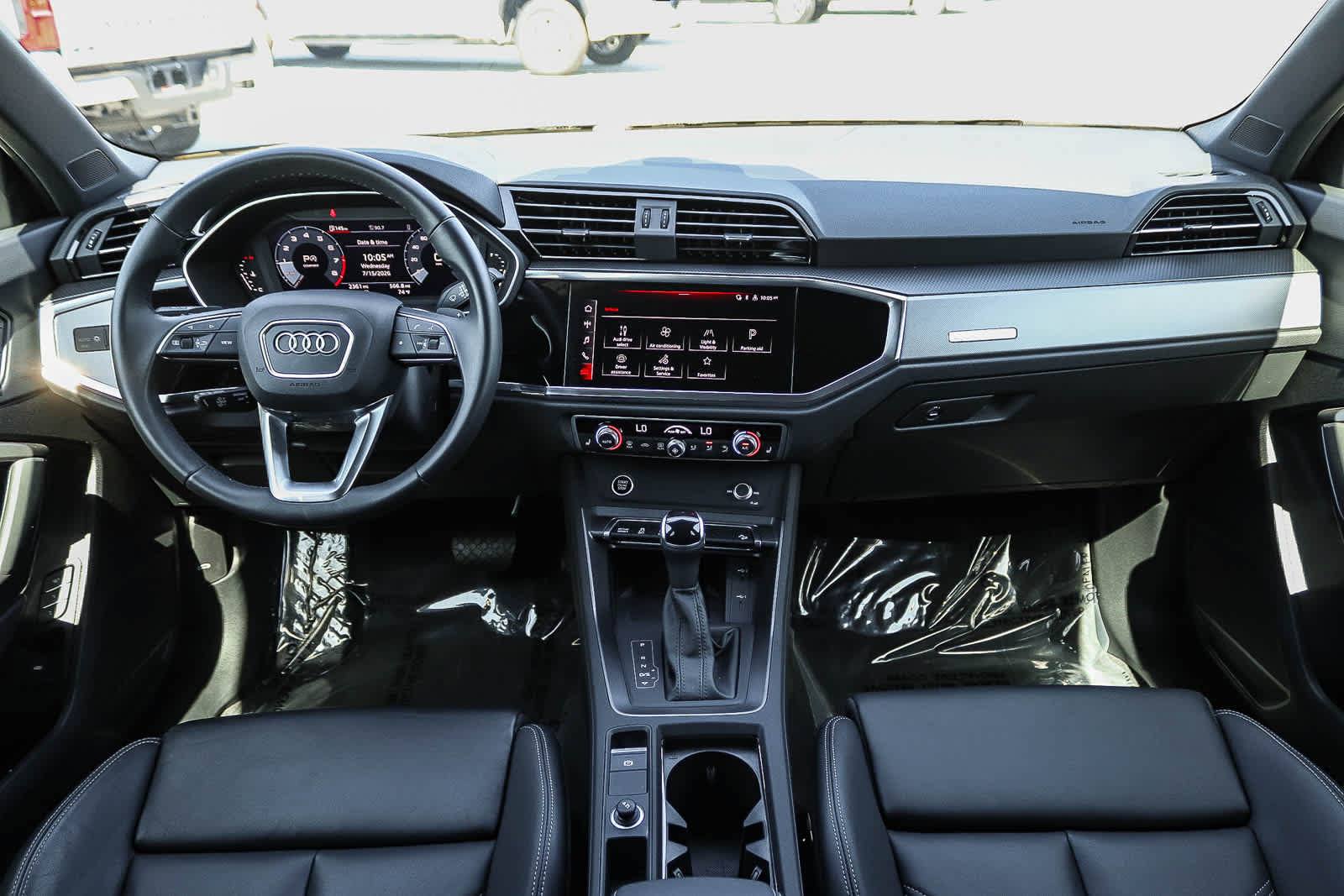 Used 2025 Audi Q3 2.0T Premium w/ Convenience Package AWD/4WD image 16