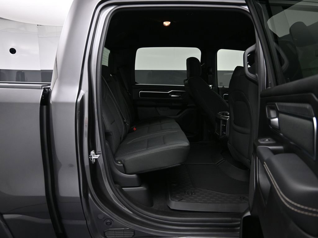 New 2026 RAM 1500 4x4 Crew Cab image 25