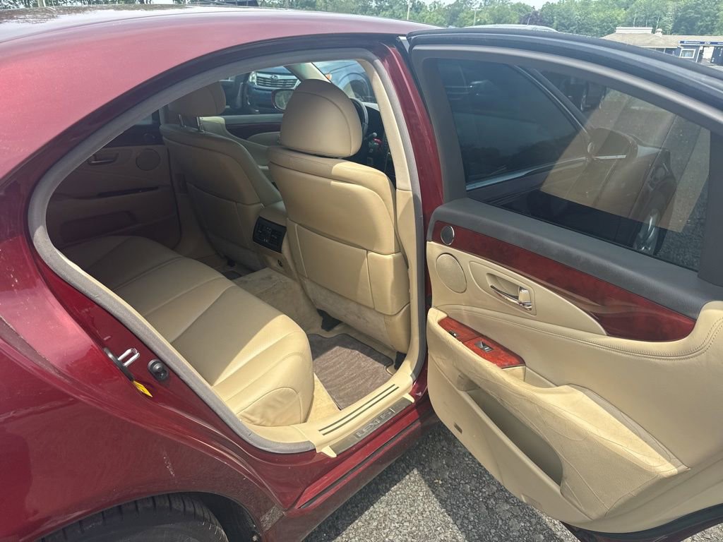 Used 2007 Lexus LS 460 image 30