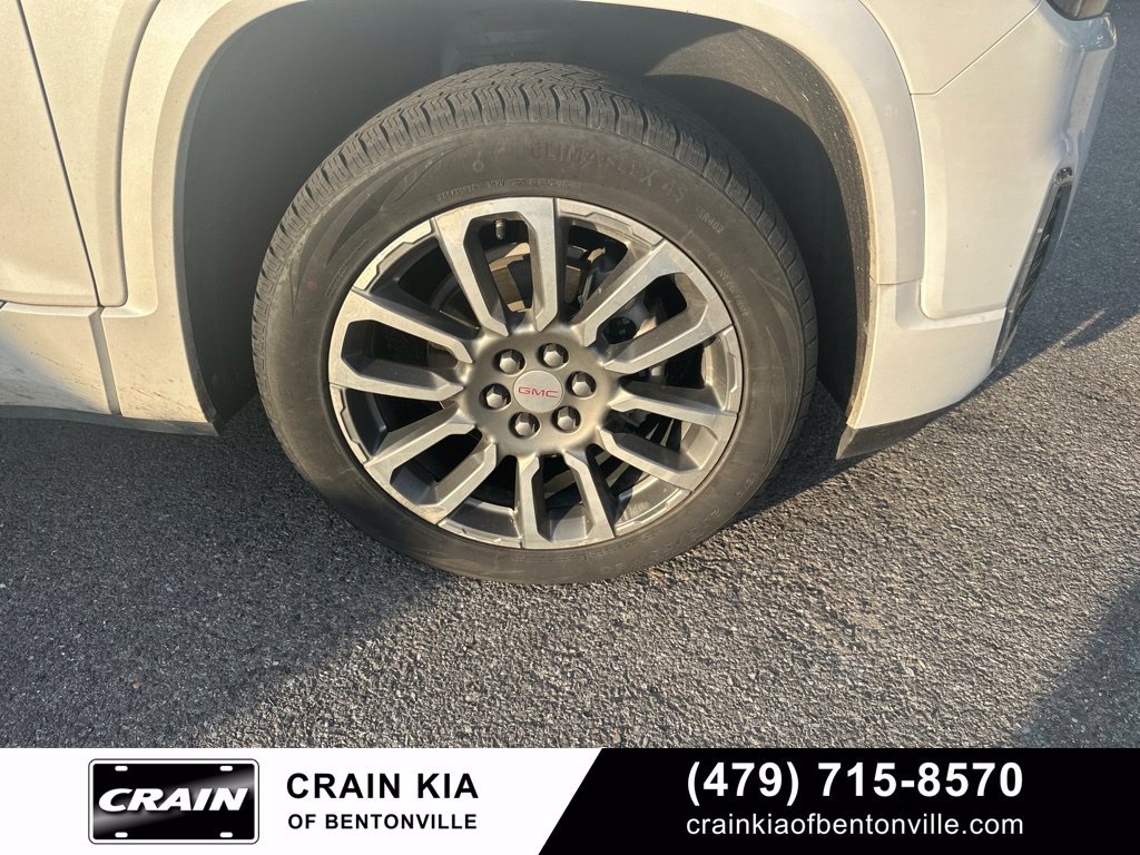 Used 2021 GMC Acadia Denali w/ Denali Technology Package FWD image 10