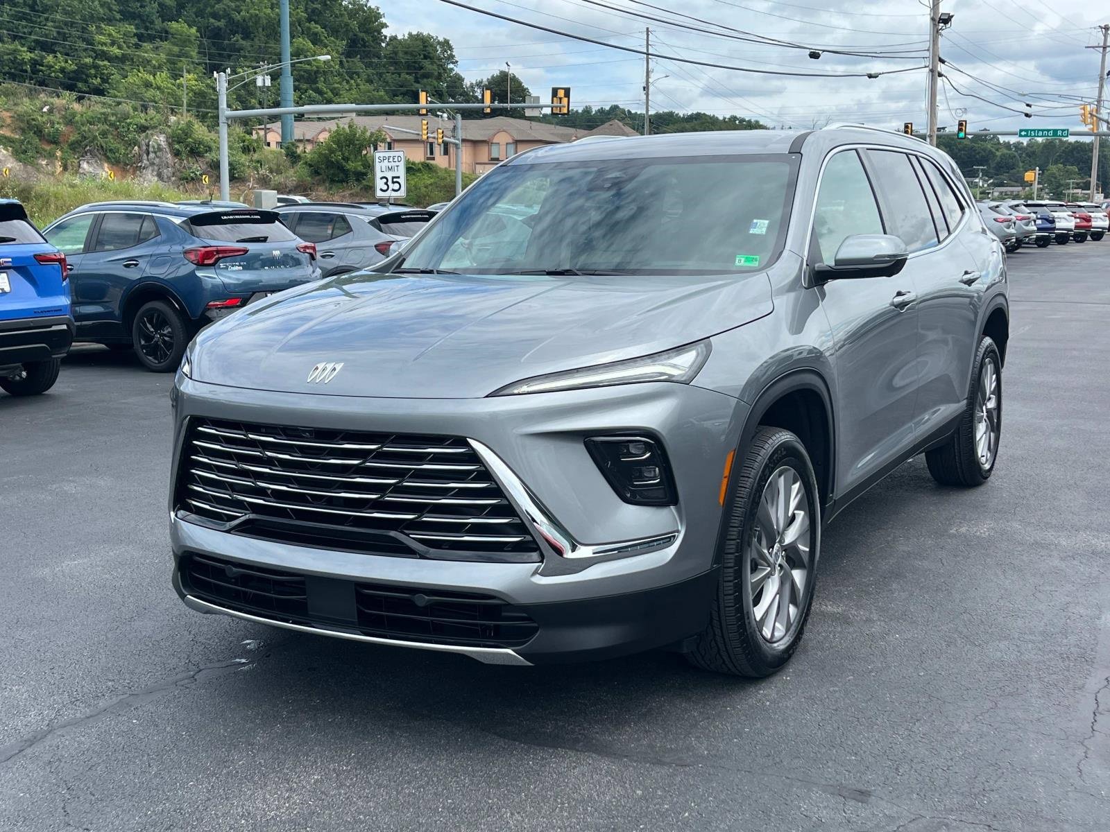 New 2026 Buick Enclave Preferred w/ Power Package image 8