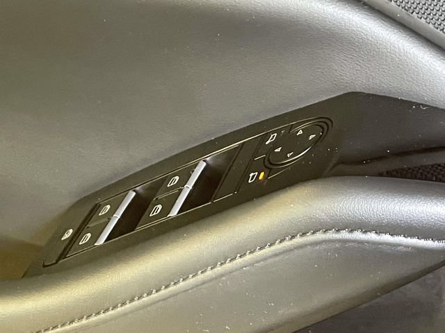 Used 2023 MAZDA MAZDA3 s FWD image 34
