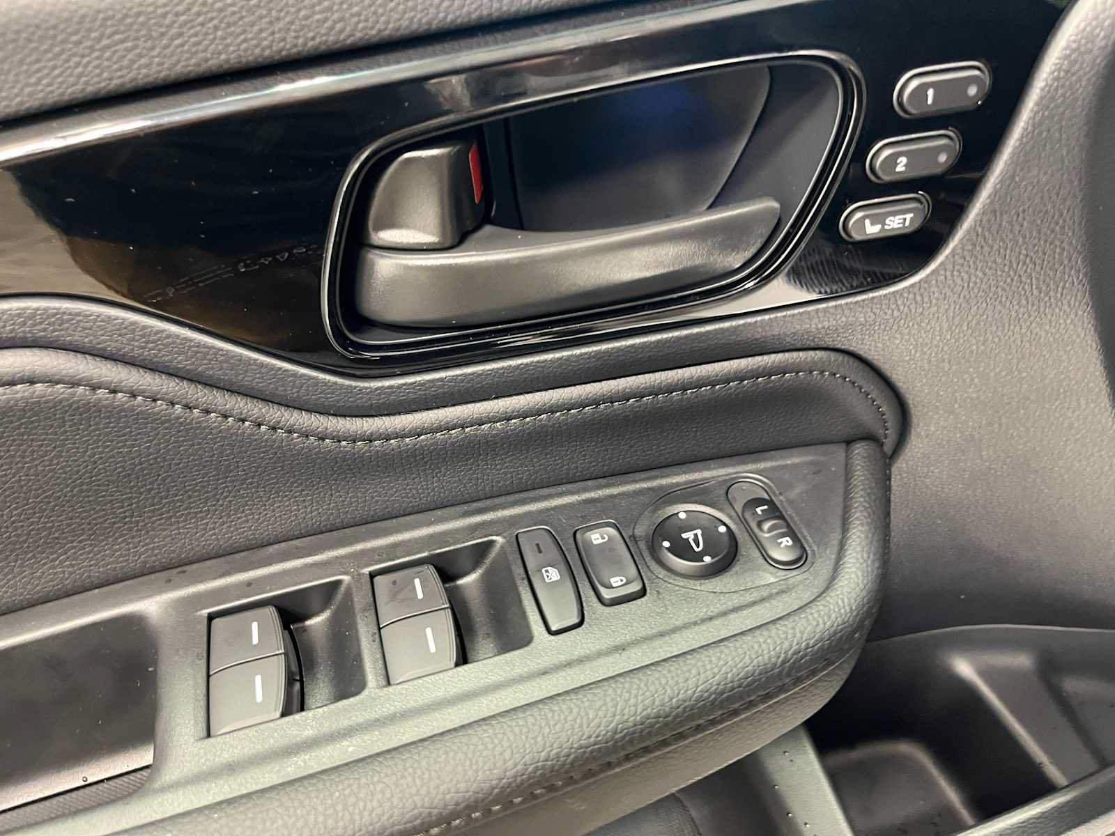 New 2026 Honda Odyssey Touring image 13