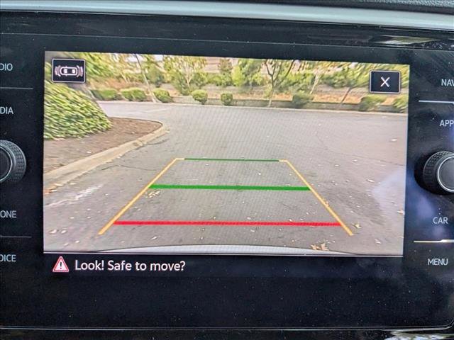 Used 2021 Volkswagen Atlas SEL Premium image 9