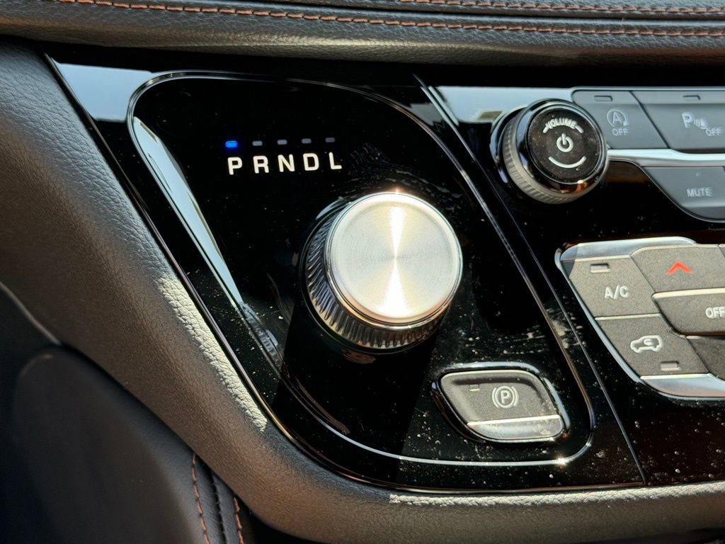 New 2026 Chrysler Pacifica Pinnacle FWD image 21