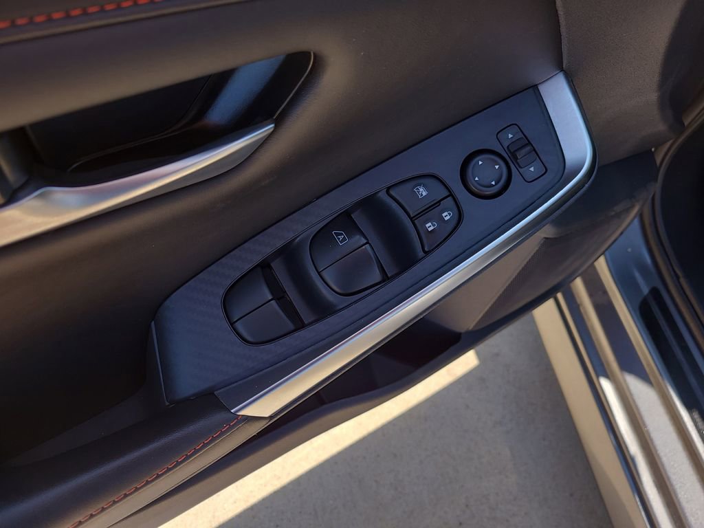 Certified 2024 Nissan Sentra SR FWD image 18