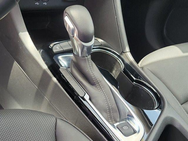 Used 2024 Buick Encore GX Sport Touring FWD image 32