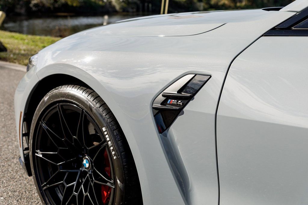 Used 2022 BMW M4 Coupe image 13