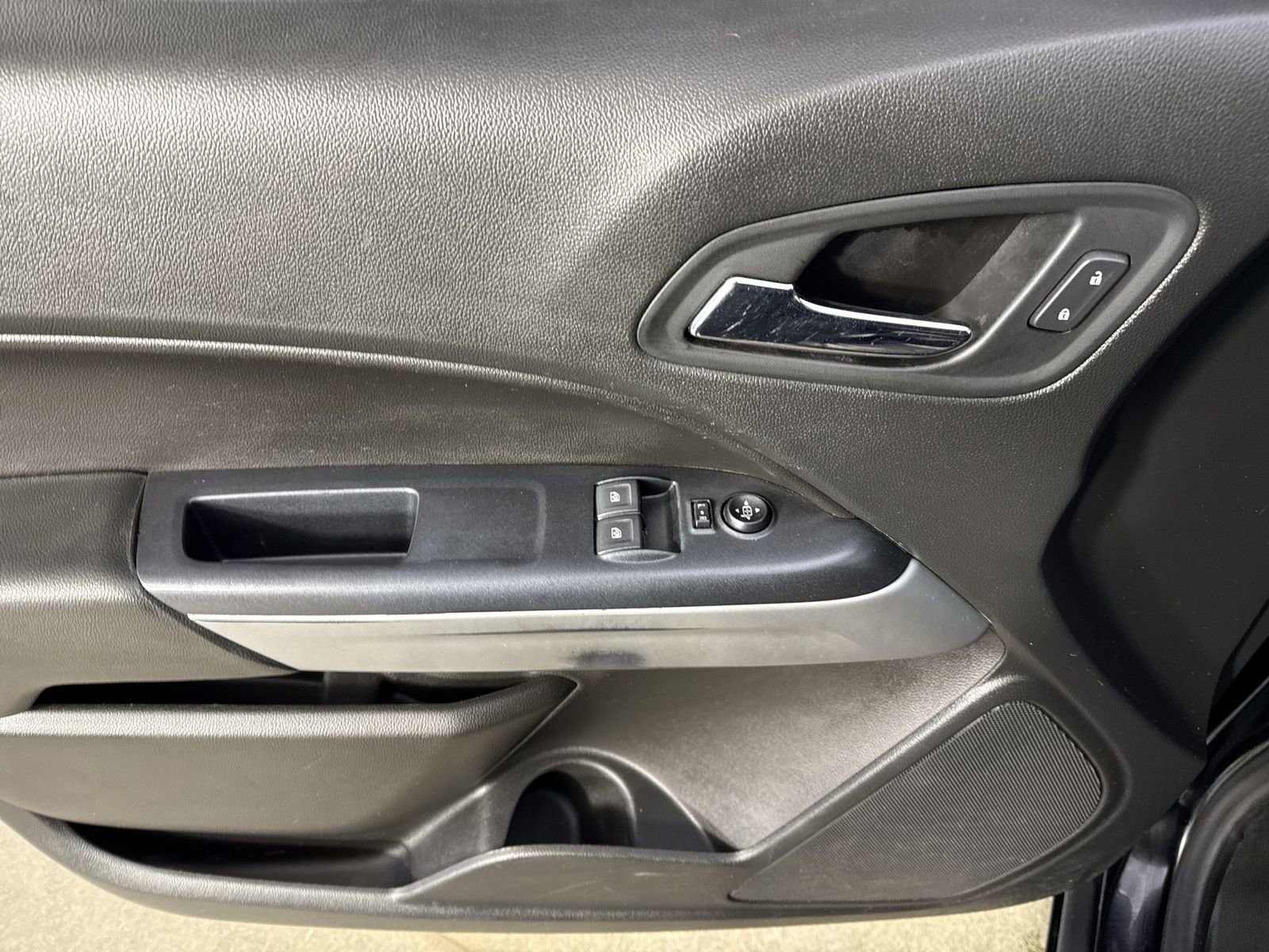 Used 2021 Chevrolet Colorado LT w/ Fleet Safety Package RWD image 19