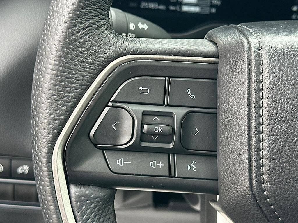 Certified 2025 Toyota Sequoia SR5 AWD/4WD image 30