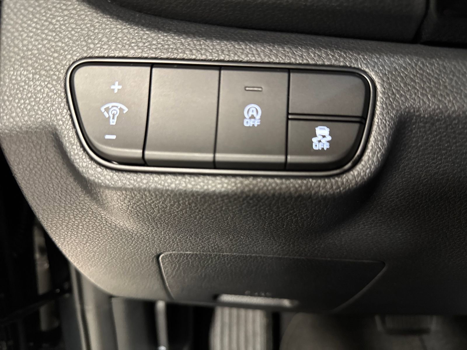 Certified 2025 Kia Seltos S AWD/4WD image 15