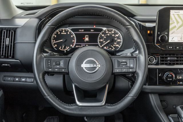 Used 2023 Nissan Pathfinder SL image 9