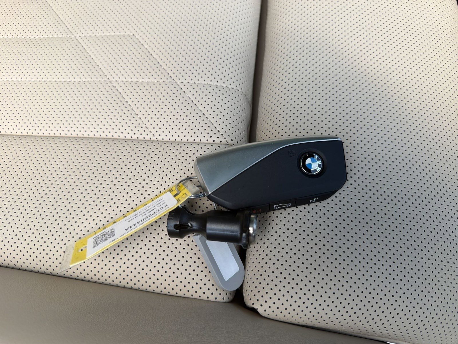 Used 2025 BMW X3 xDrive30i w/ Convenience Package AWD/4WD image 34