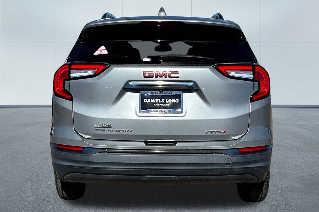 Used 2023 GMC Terrain AT4 image 4