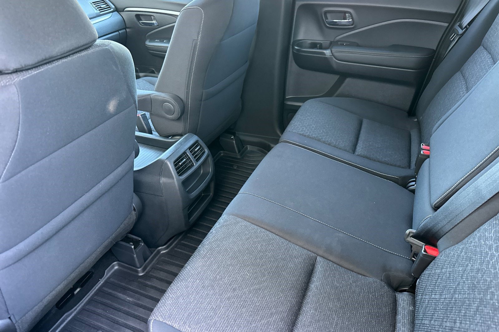 Used 2023 Honda Ridgeline Sport image 25