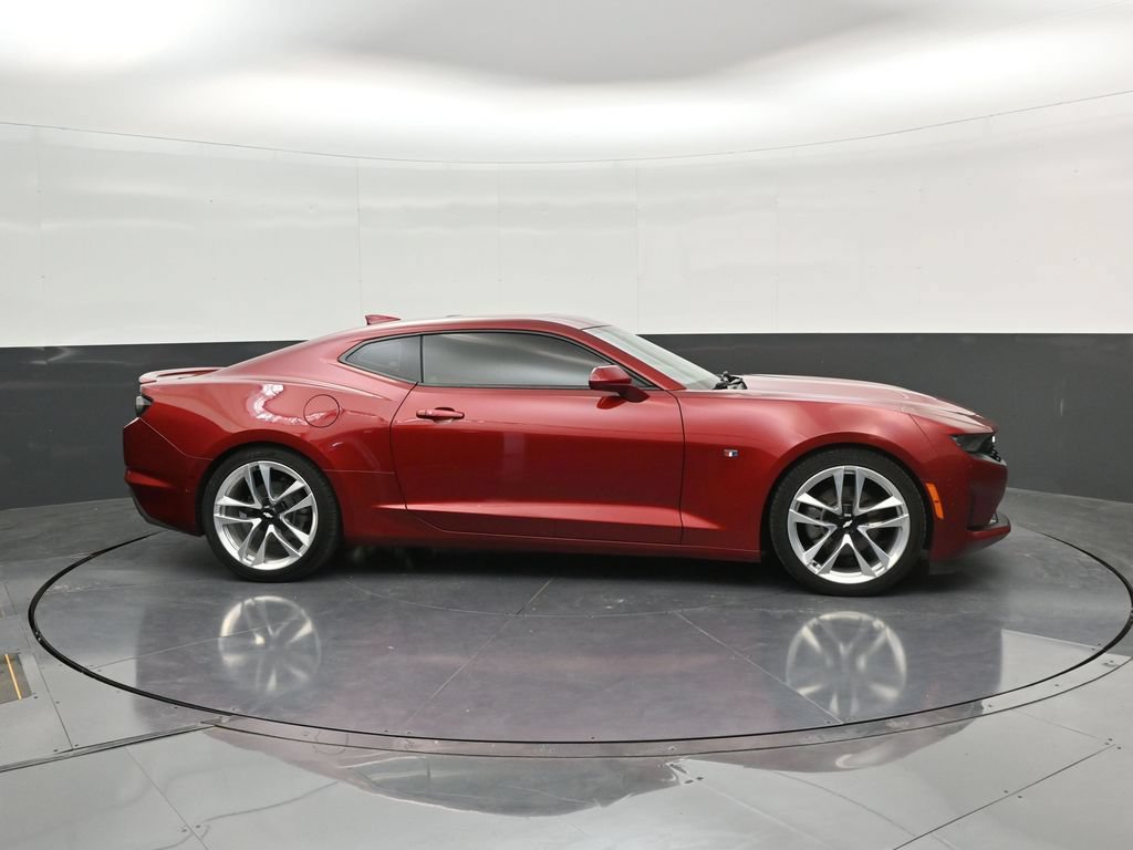 Used 2022 Chevrolet Camaro LT w/ RS Package RWD image 9