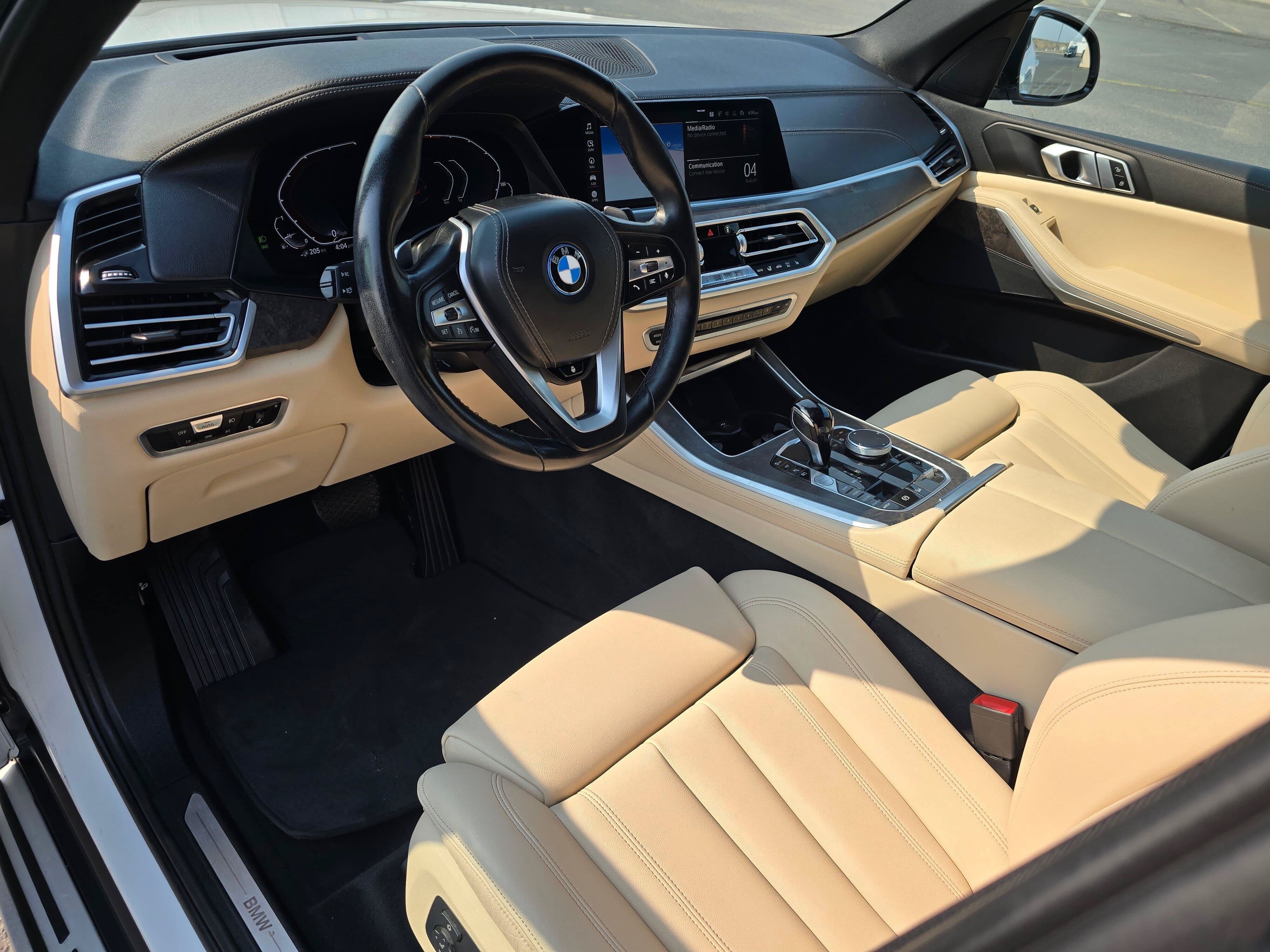 Used 2022 BMW X5 xDrive45e AWD/4WD image 2