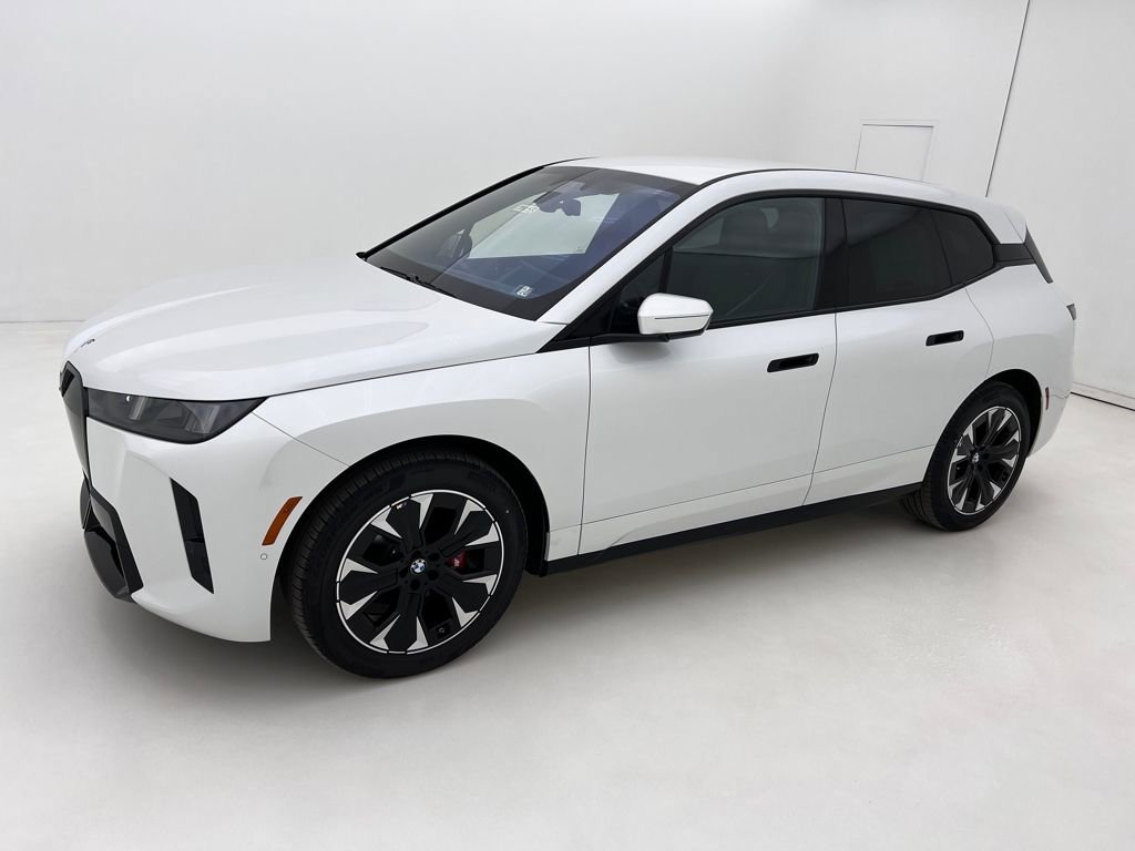 New 2026 BMW iX xDrive45 w/ M Sport Package image 2