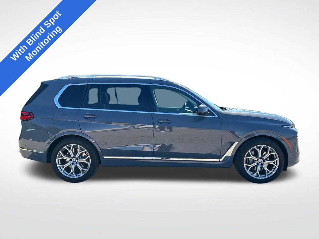 Used 2025 BMW X7 xDrive40i w/ Executive Package AWD/4WD image 2