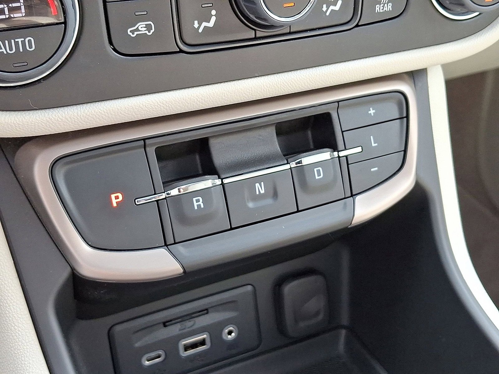 Certified 2023 GMC Terrain Denali w/ Denali Premium Package image 12
