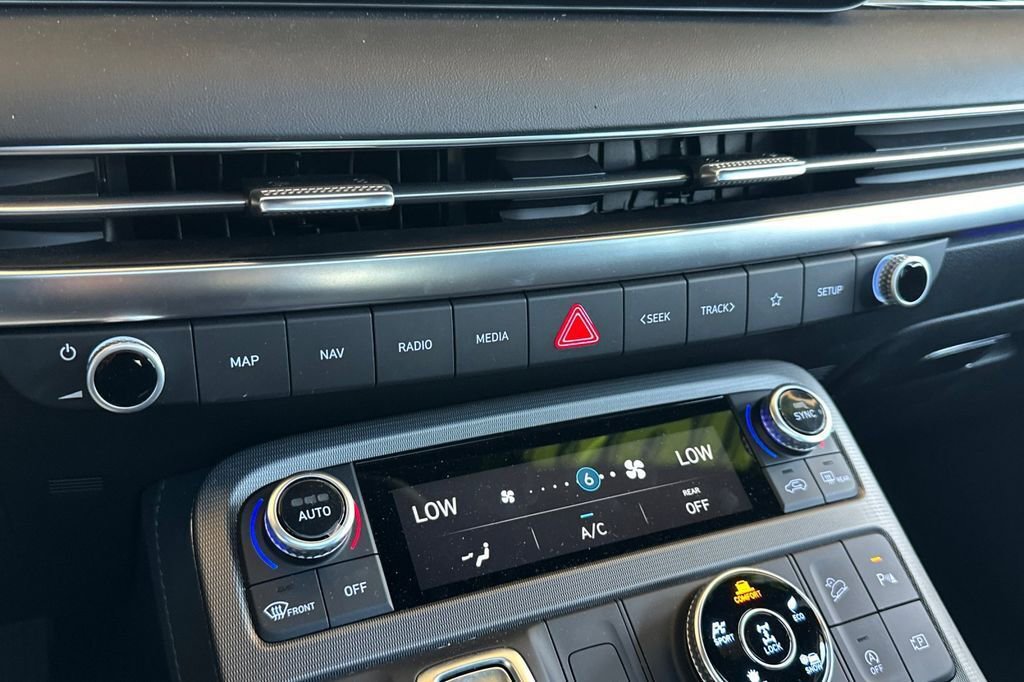 Used 2025 Hyundai Palisade Calligraphy image 22