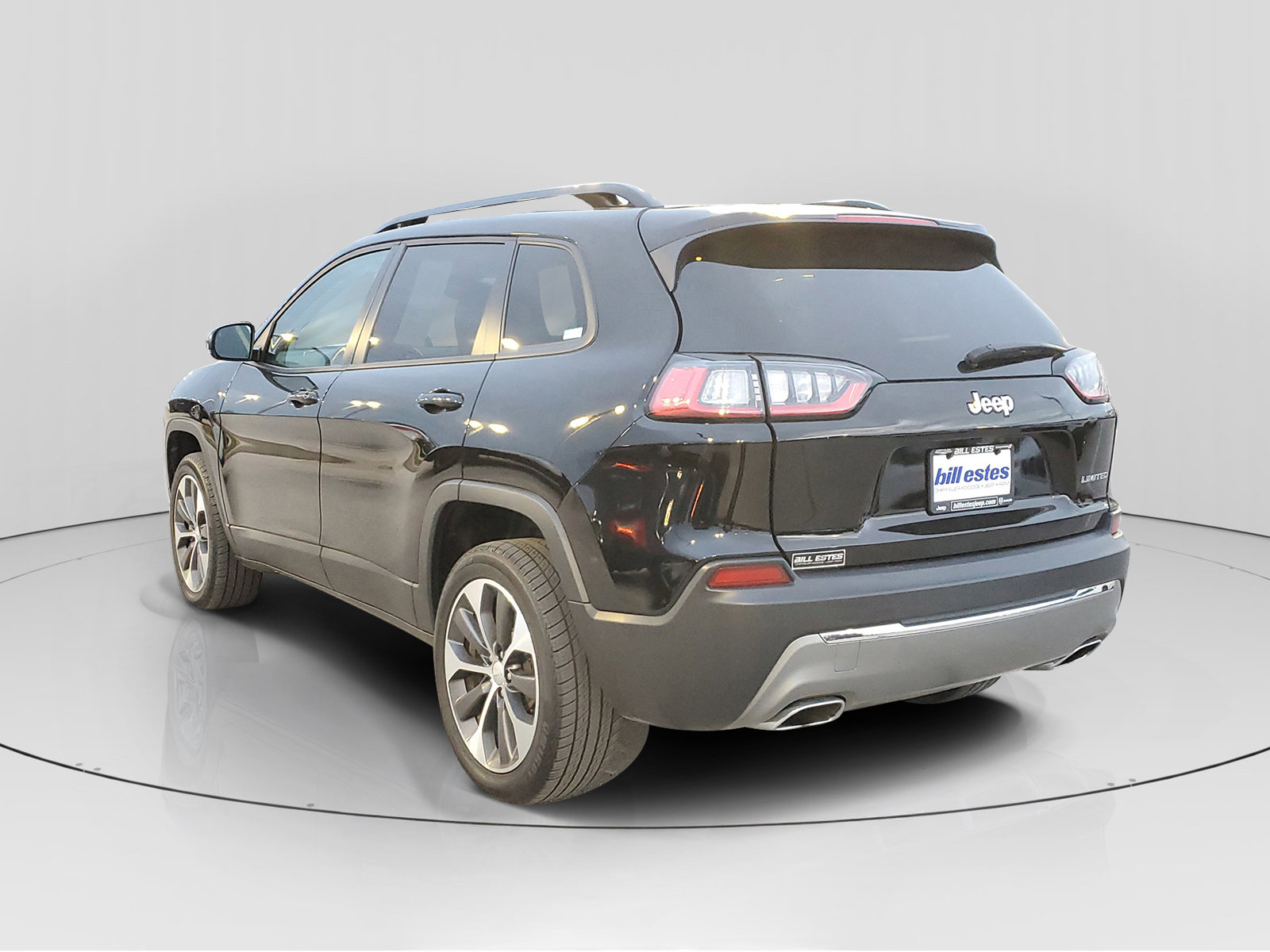 Used 2022 Jeep Cherokee Limited w/ Elite Package image 3