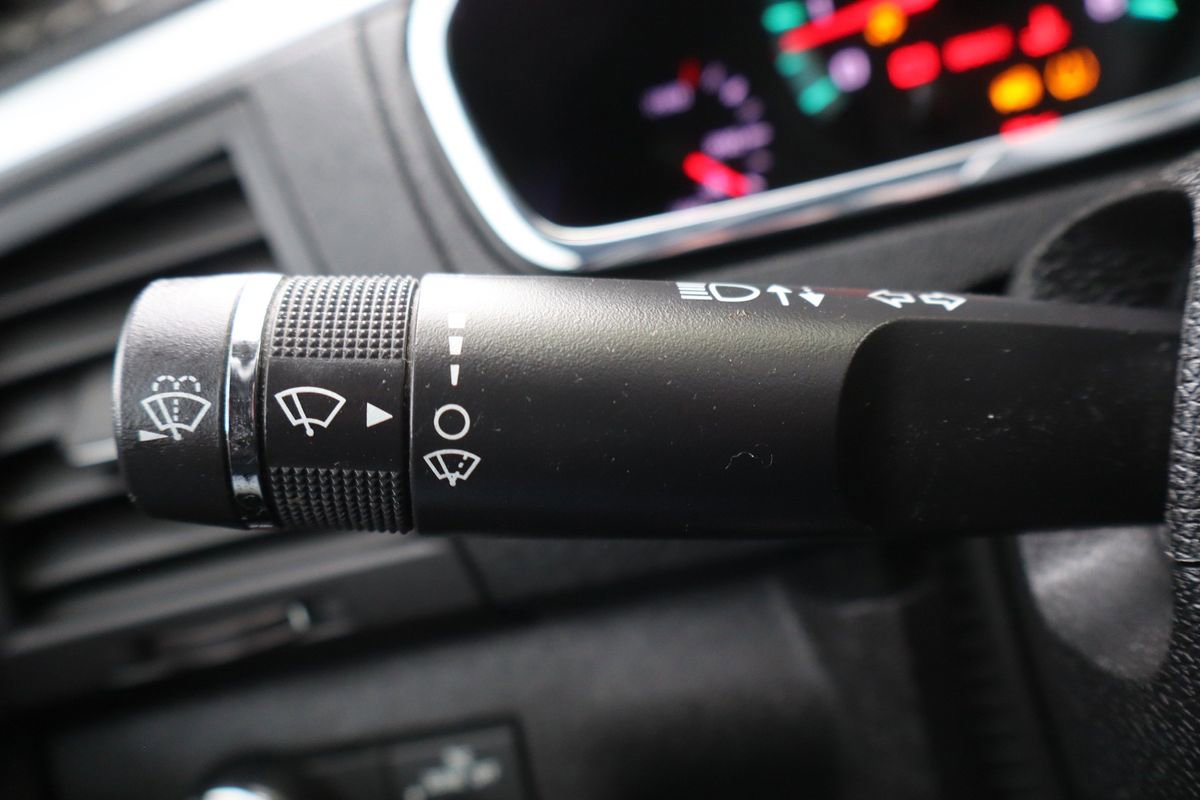 Used 2012 Chevrolet Traverse LT AWD/4WD image 33