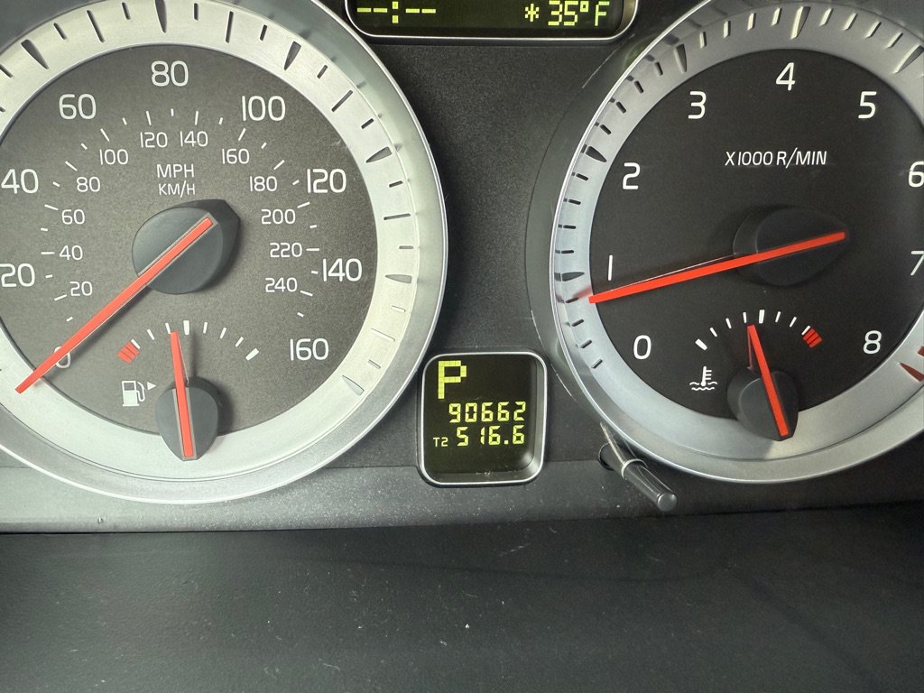Used 2012 Volvo C70 T5 FWD image 12