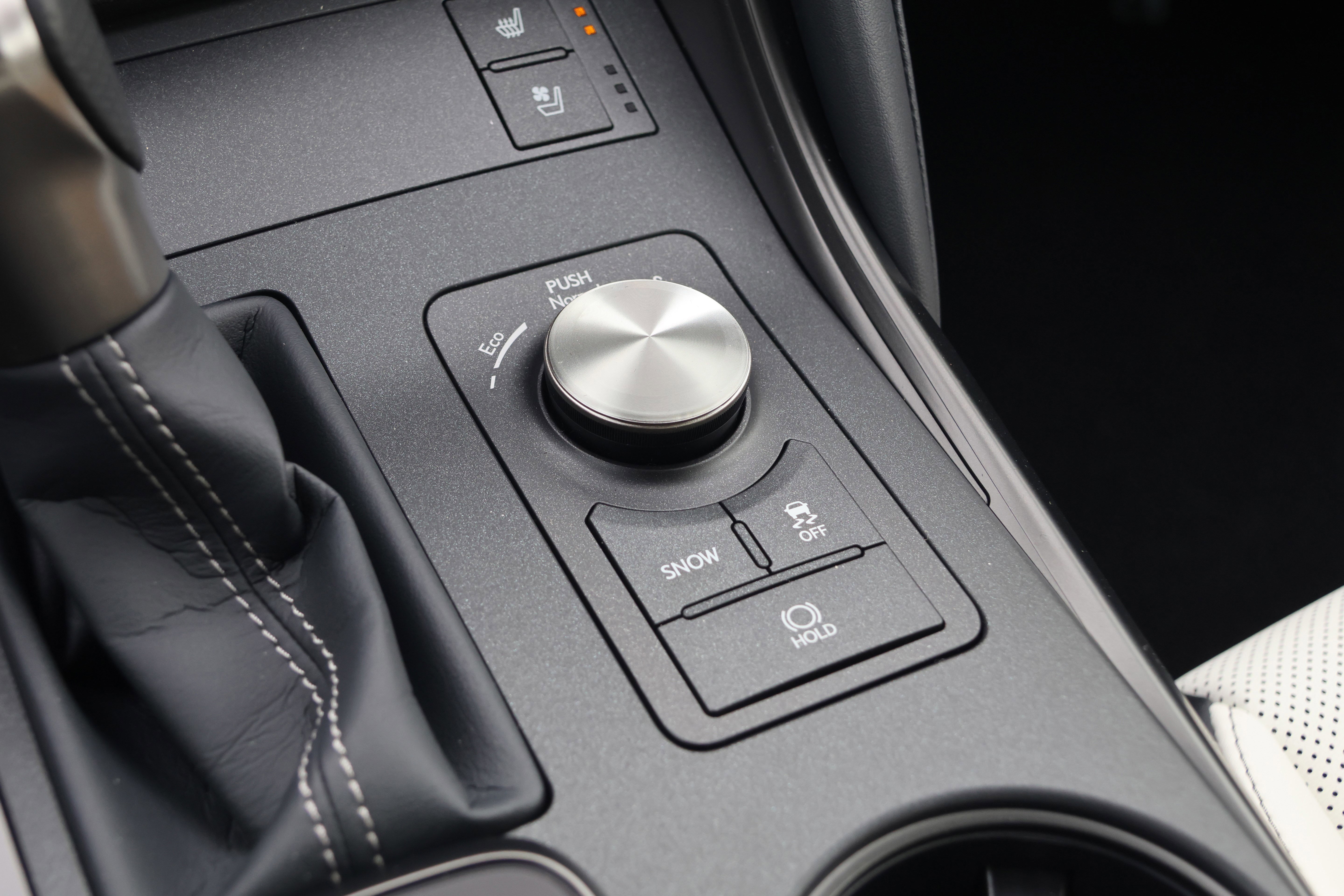 Used 2025 Lexus IS 350 F Sport w/ Navigation Package RWD image 30