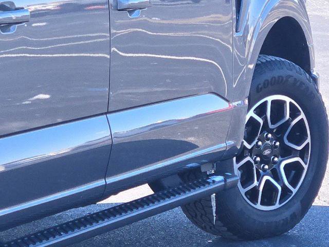 Certified 2022 Ford F150 XLT w/ Equipment Group 302A High image 13