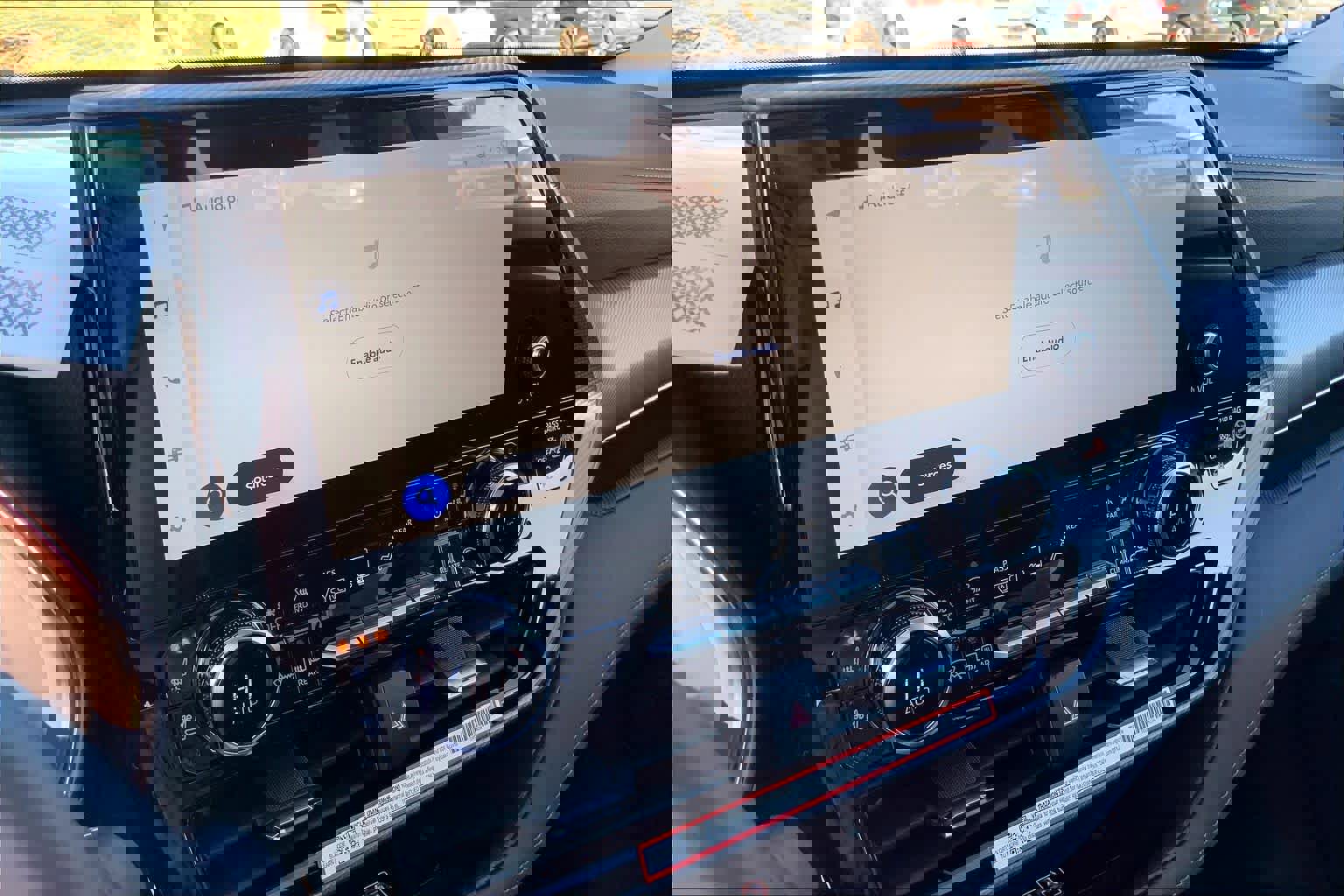 New 2026 Toyota Highlander Platinum image 18