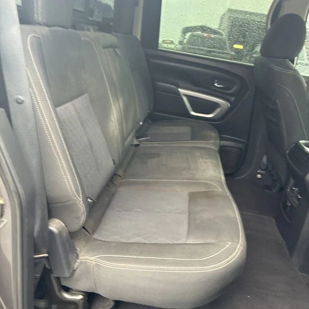 Used 2017 Nissan Titan SV AWD/4WD image 20