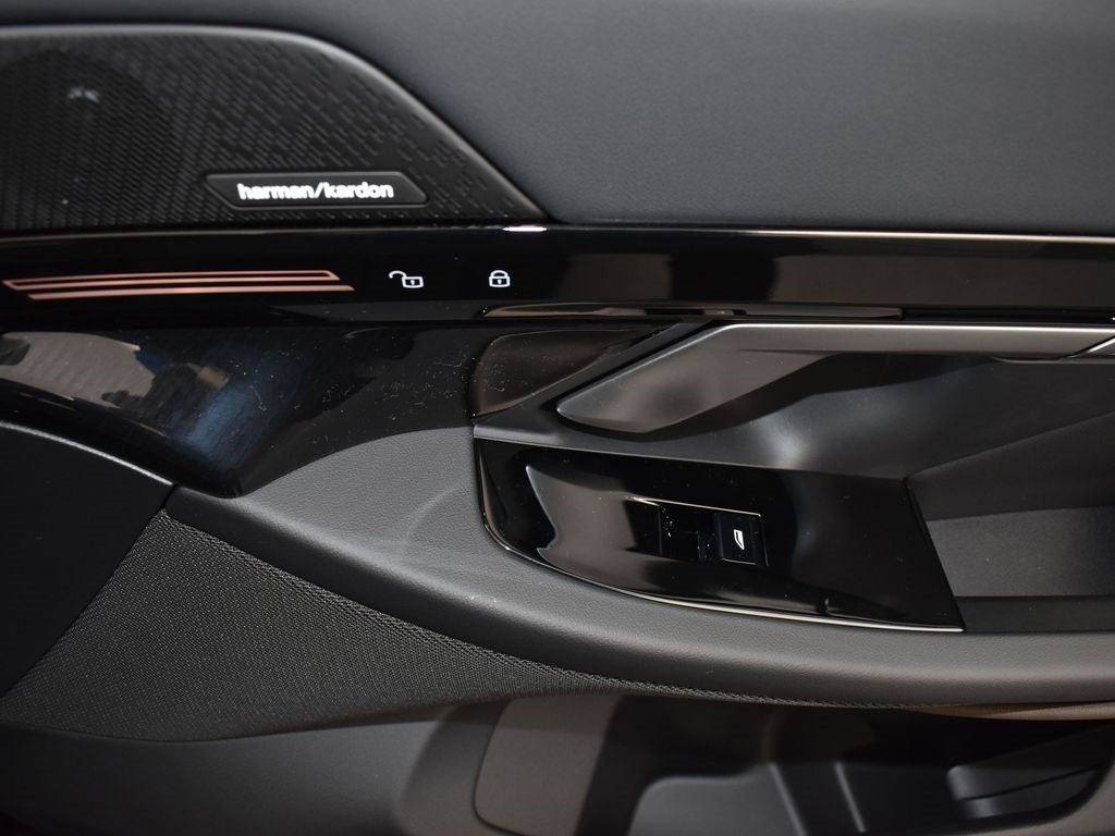 New 2026 BMW 530i w/ Premium Package image 22