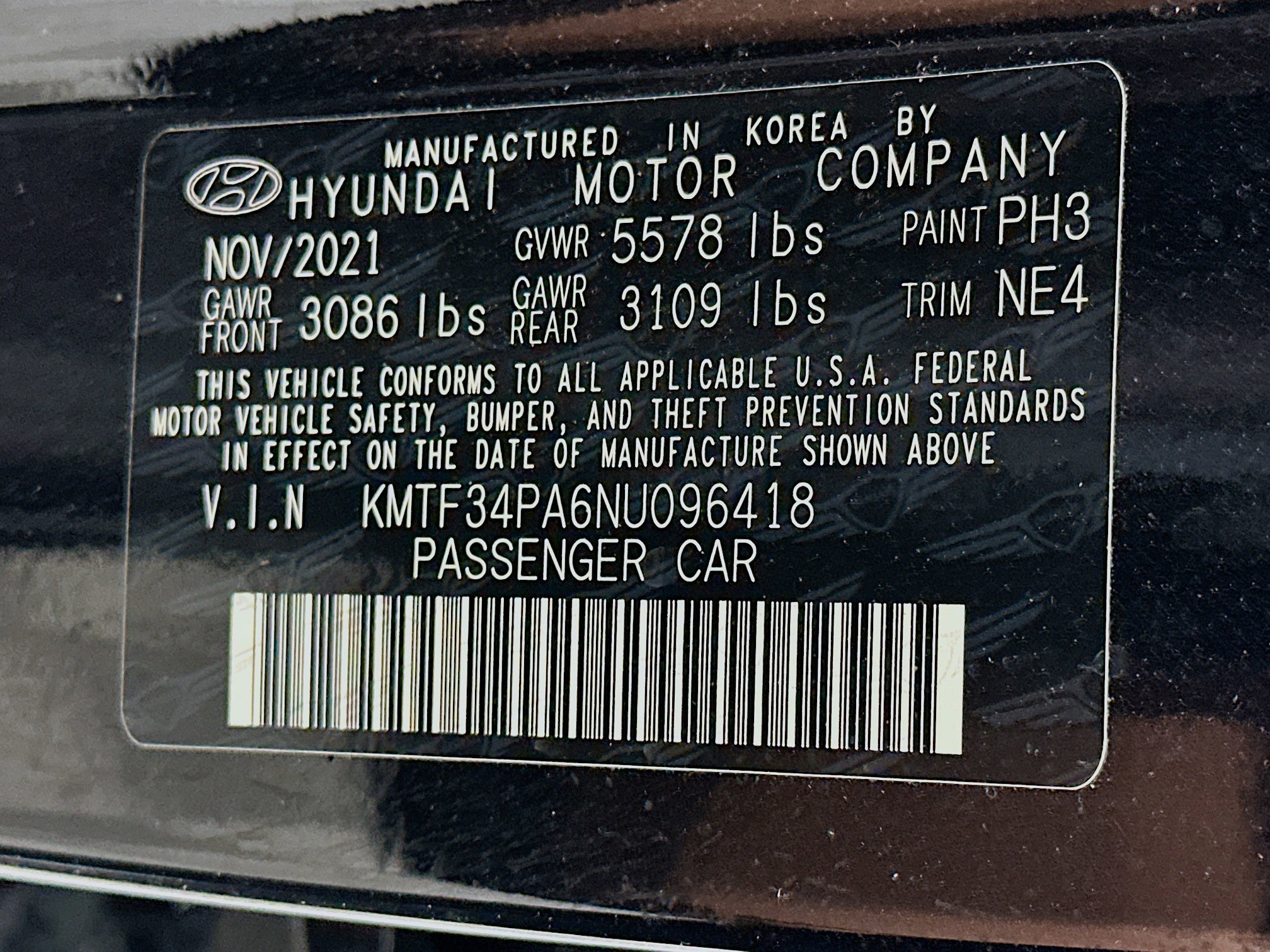 Used 2022 Genesis G90 3.3T Premium RWD image 12