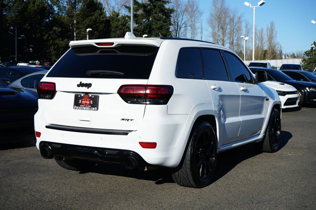 Used 2018 Jeep Grand Cherokee SRT image 6
