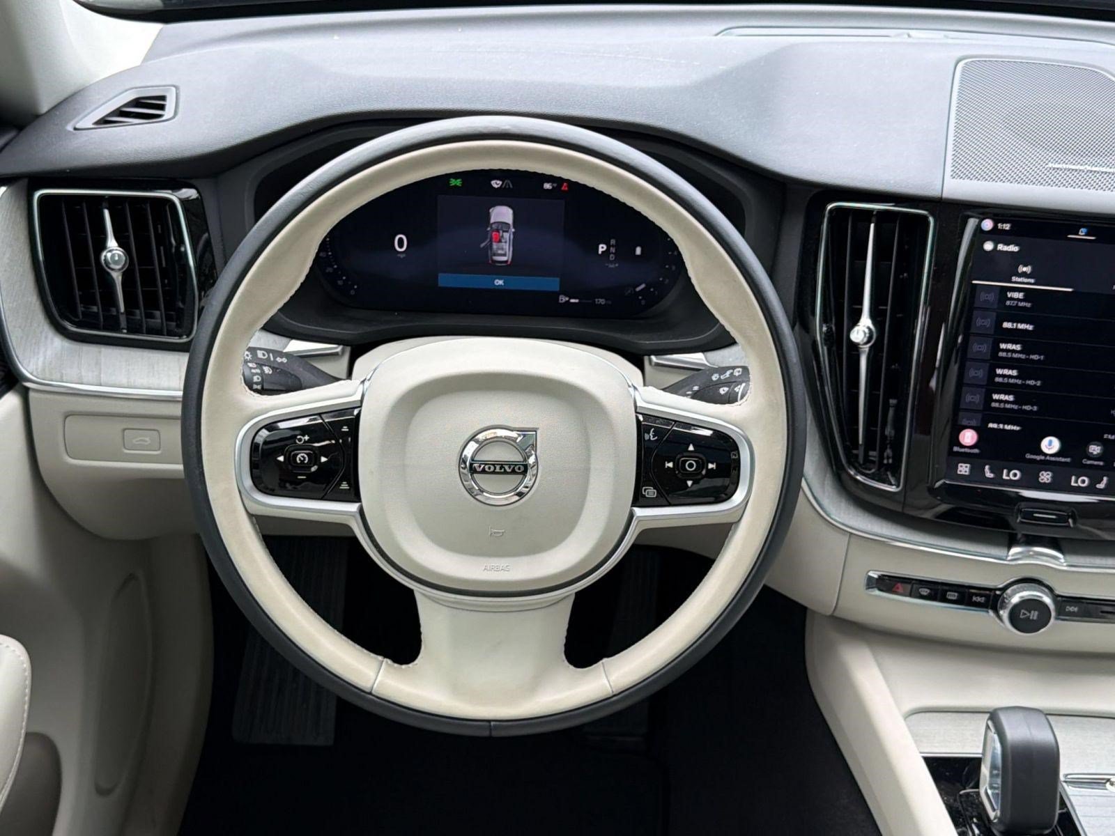 Used 2025 Volvo XC60 B5 Plus w/ Protection Package Premier AWD/4WD image 16